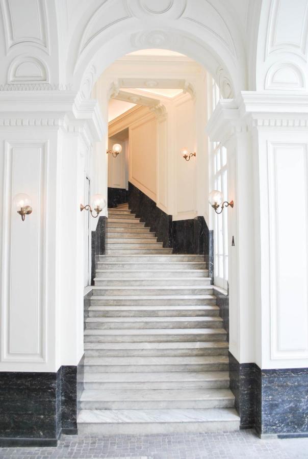 Palazzo Nana Suites & Apartments Naples Luaran gambar
