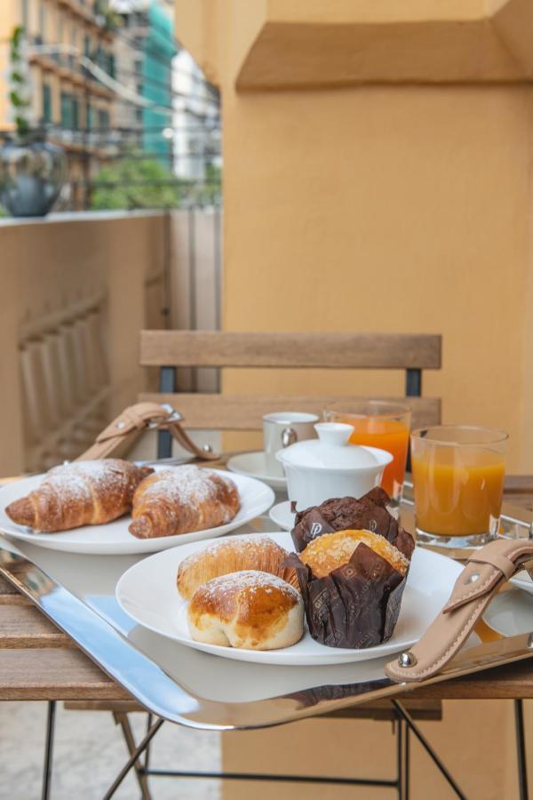 Palazzo Nana Suites & Apartments Naples Luaran gambar