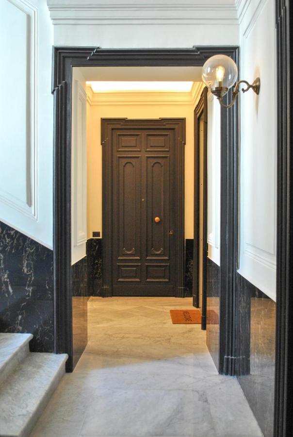 Palazzo Nana Suites & Apartments Naples Luaran gambar