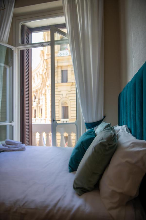 Palazzo Nana Suites & Apartments Naples Luaran gambar