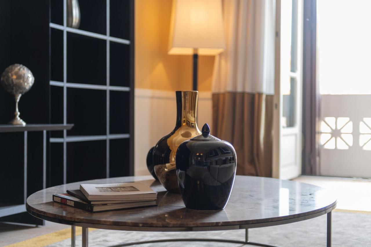 Palazzo Nana Suites & Apartments Naples Luaran gambar