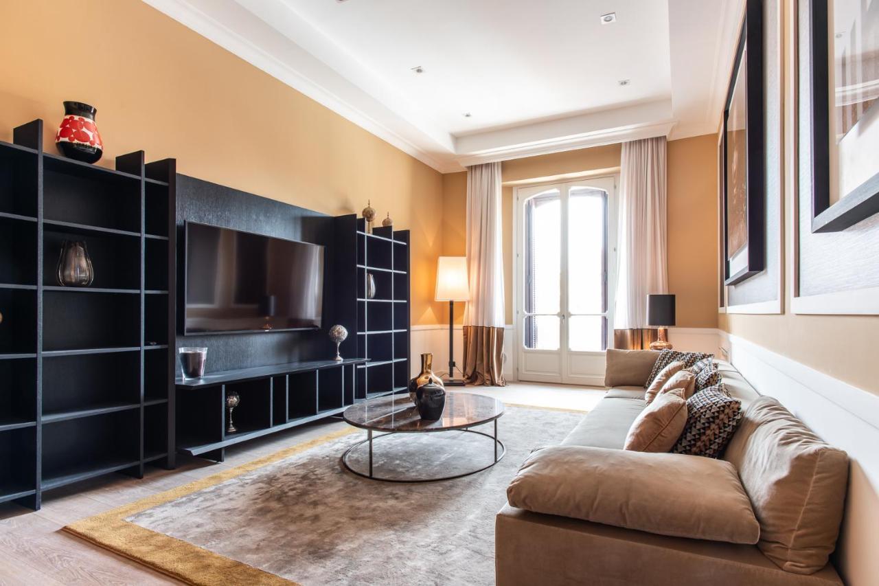 Palazzo Nana Suites & Apartments Naples Luaran gambar