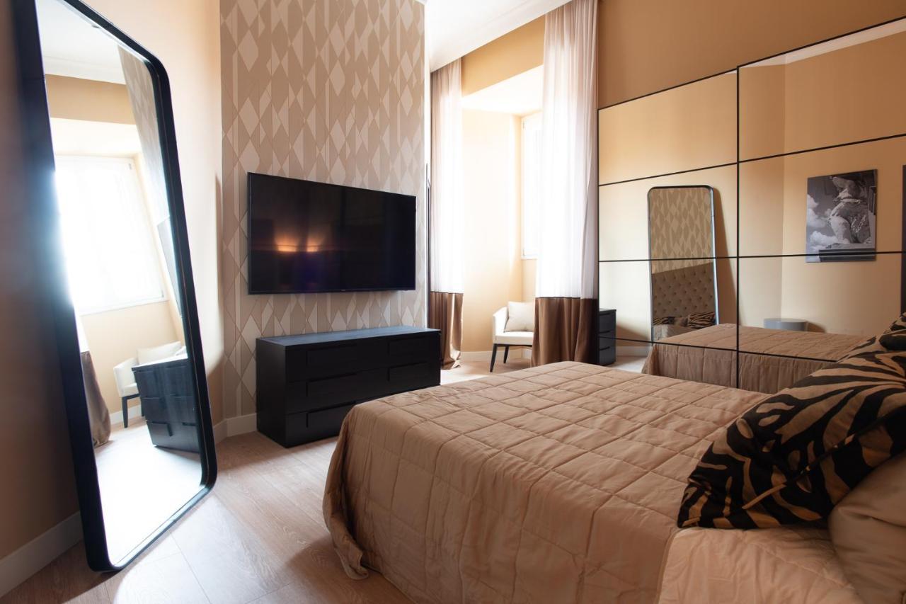 Palazzo Nana Suites & Apartments Naples Luaran gambar