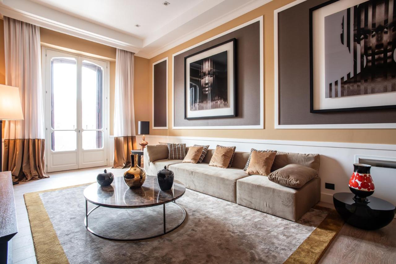Palazzo Nana Suites & Apartments Naples Luaran gambar
