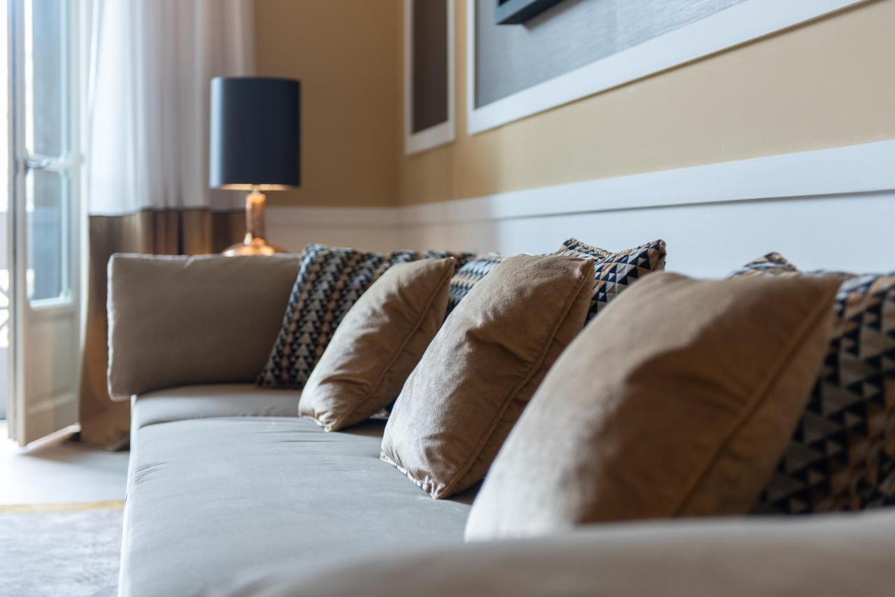 Palazzo Nana Suites & Apartments Naples Luaran gambar